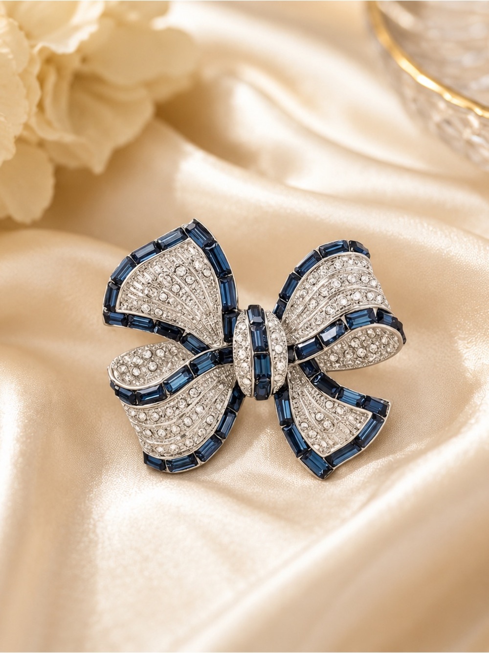 Elegant Pearl and Blue Crystal Bow Brooch - Women Jewelry - Picture 3 of 4